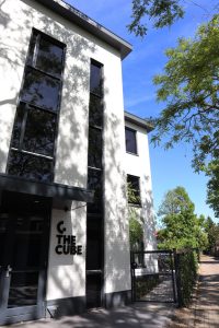 200506-entree-logo-scaled