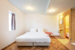 211105-HnH-Rotterdam-kamer_1-2 Secret Book Bath